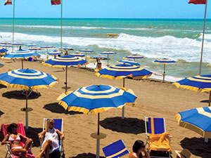 Viaggi e vacanze Baia Domizia